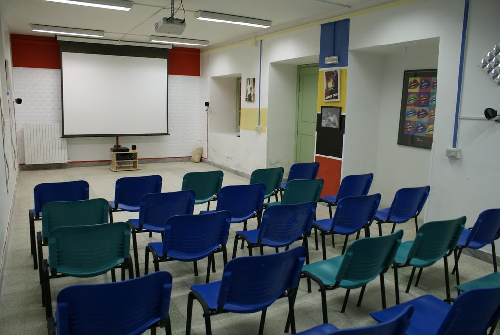 Litus Roma Hostel Lido di Ostia Exterior foto The lecture room
